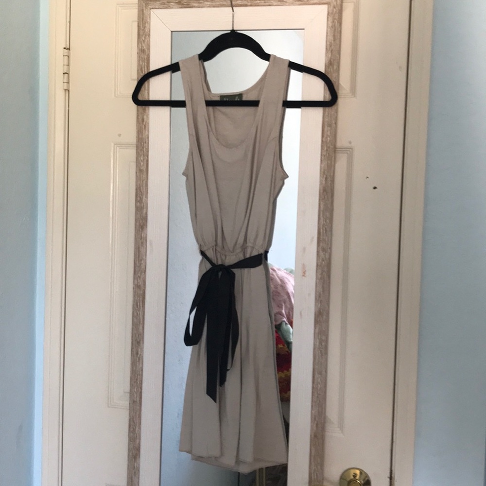 💗🖤Maude Light Beige Dress w/ black ribbon: small